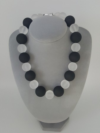 Black & White Necklace