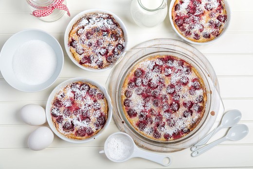 Clafouti(s) - Fruit with Chocolate