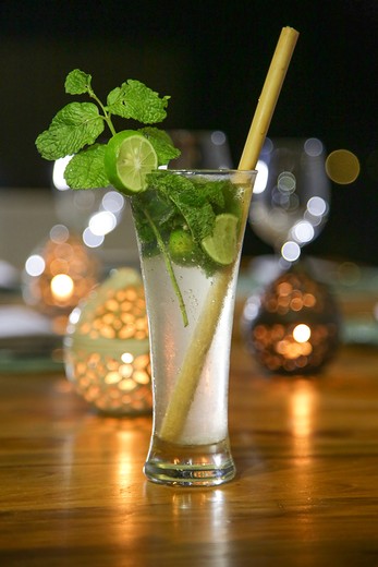 Sparkling Pineapple Mojito